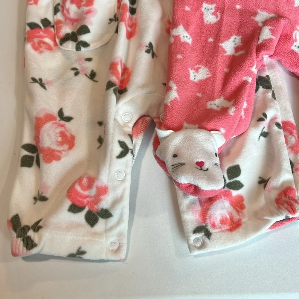 Carters - 3m‎ fleece onsies